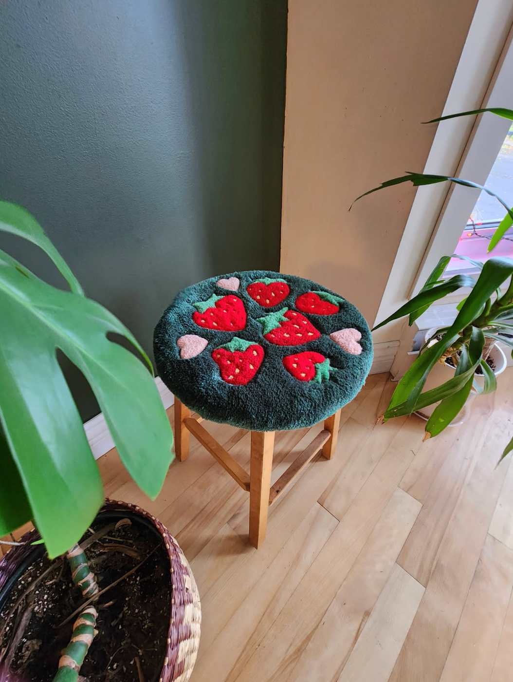 Tabouret FRAISES