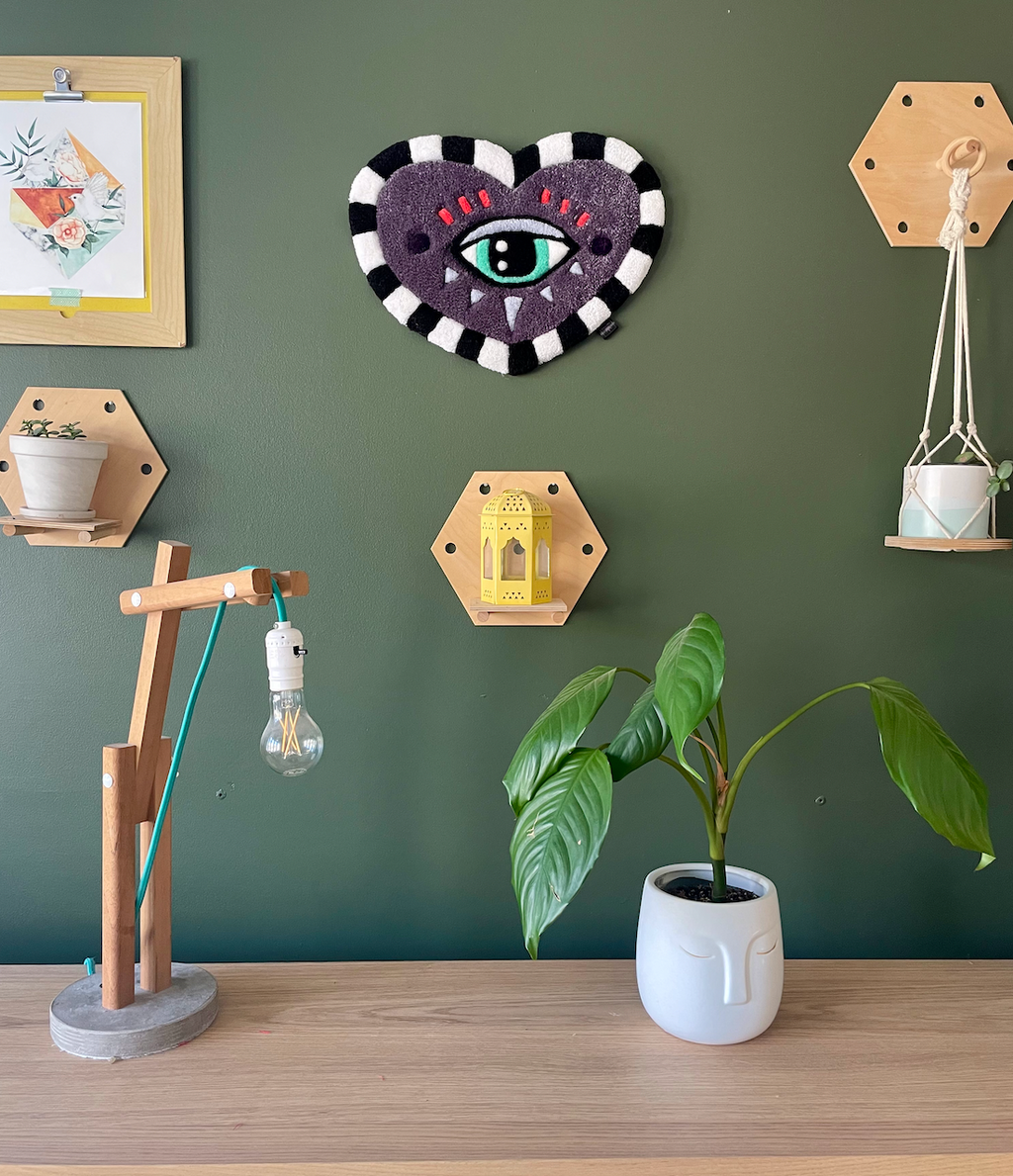 X_Coeur oeil, tufting mural